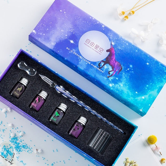 Stiklinis-plunksnakotis